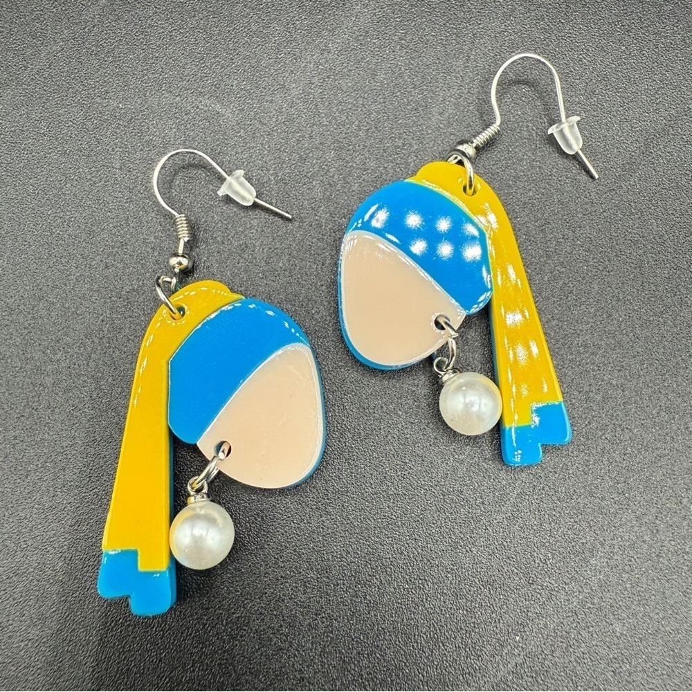 Artsy Funky 'Girl With the Pearl Earring' Pierced  Dangly Acrylic Earrings